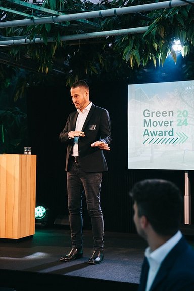 Besonderes Engagement für die Umwelt ausgezeichnet: Daimler Truck verleiht erstmalig den „Green Mover Award“